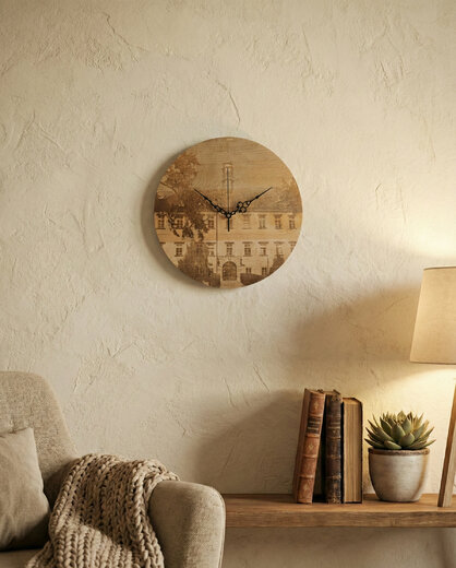 Dřevěné nástěnné hodiny z masivního buku 30 cm – zámek Kopidlno